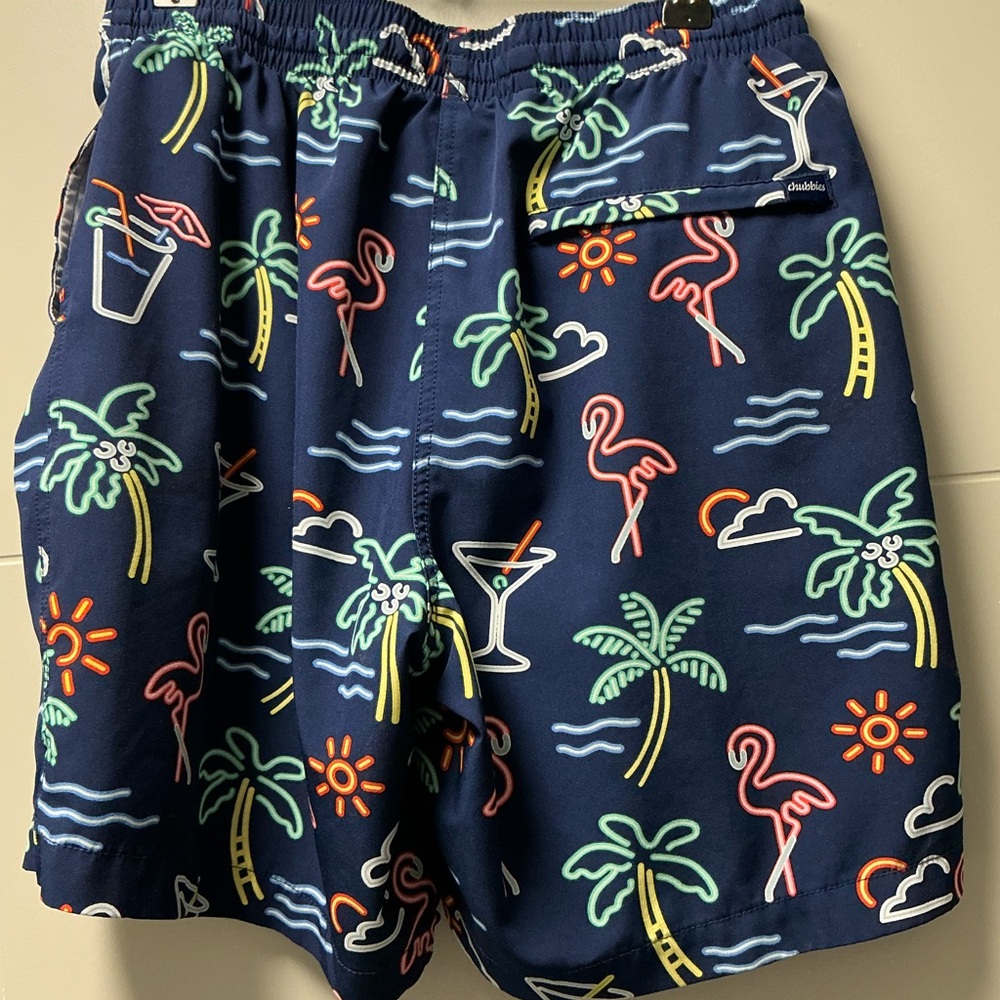 Chubbies The Neon Lights 7” Inseam Stretch Swim Trunks Men’s Size Medium - Picture 6 of 9